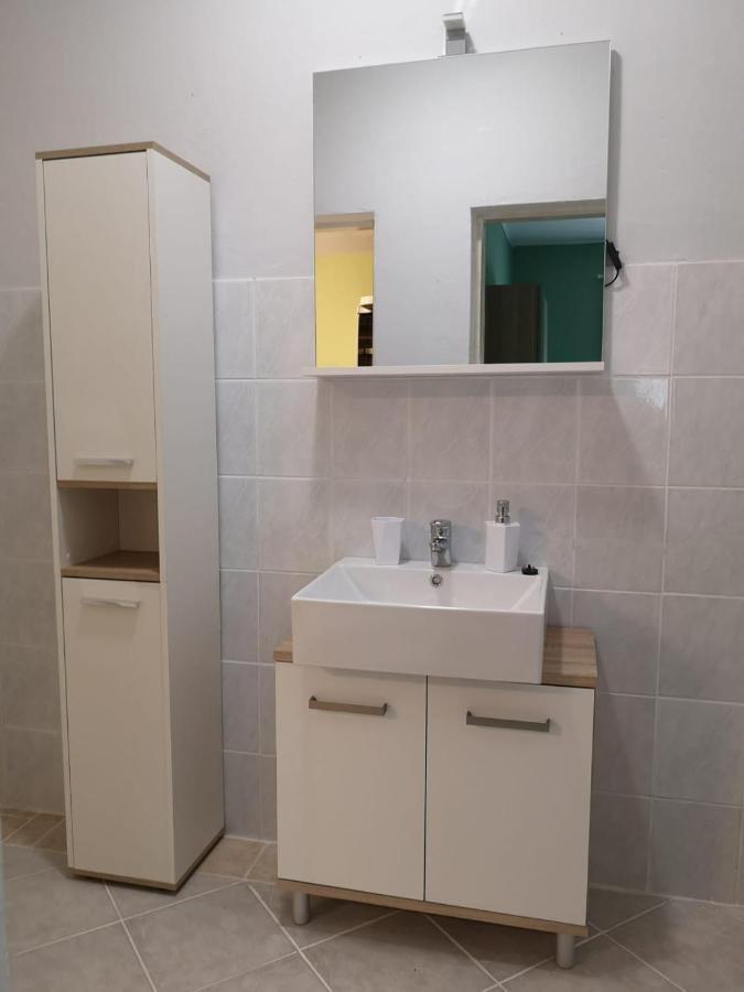 Apartmani Ljuba Rogoznica  Εξωτερικό φωτογραφία