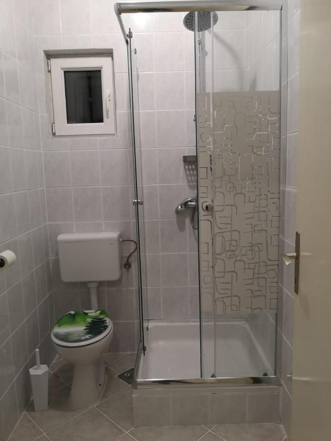 Apartmani Ljuba Rogoznica  Εξωτερικό φωτογραφία