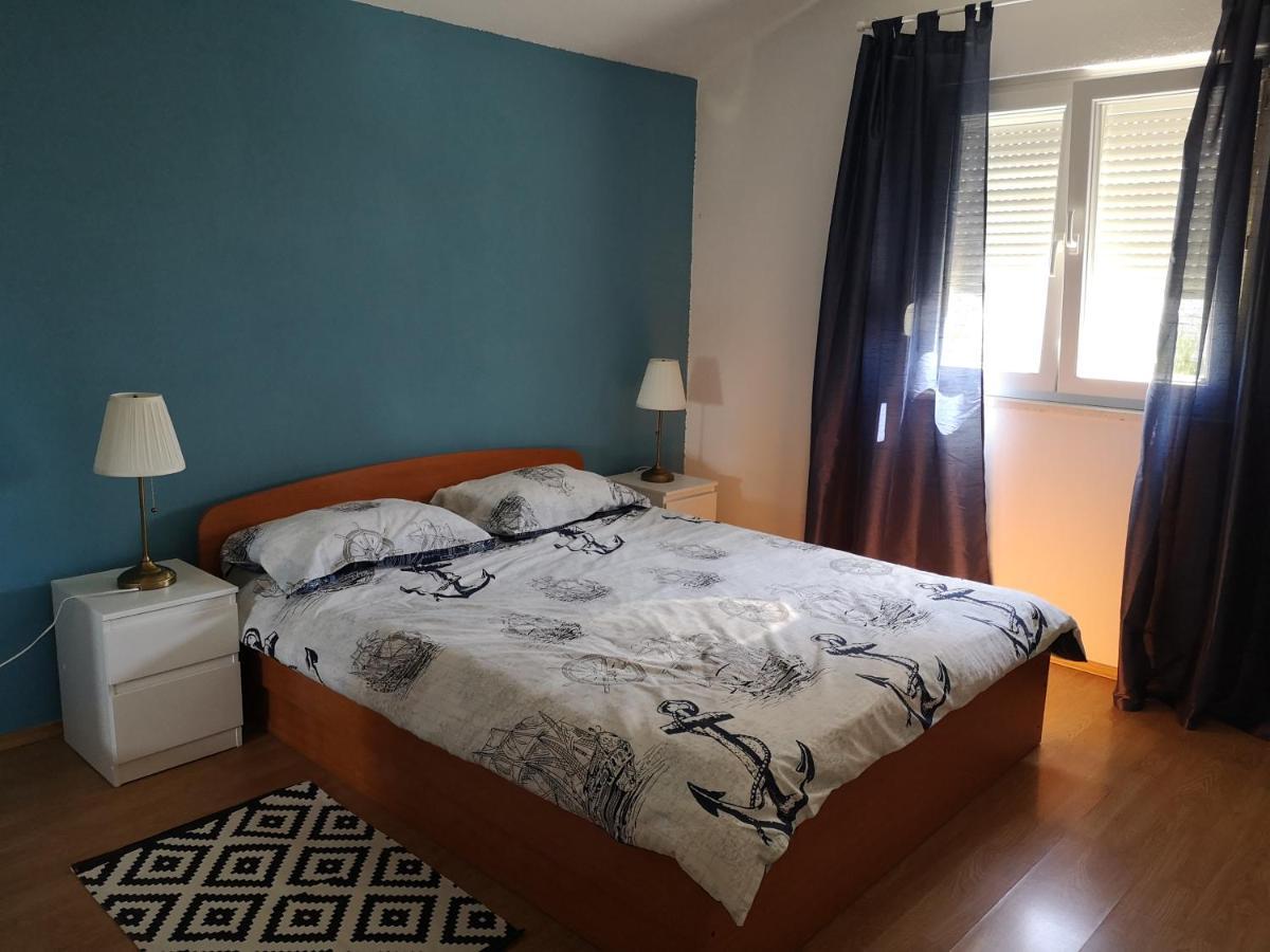 Apartmani Ljuba Rogoznica  Εξωτερικό φωτογραφία